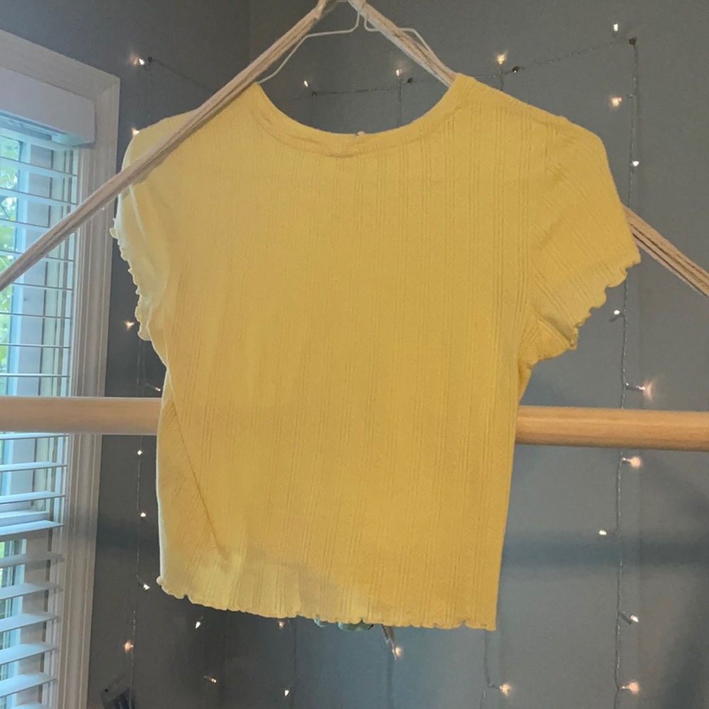 Cute Urban Yellow Crop top